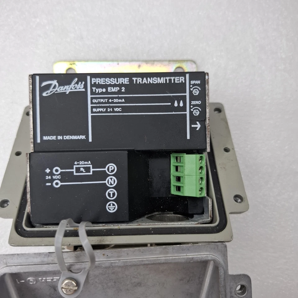 DANFOSS EMP2 084G2136 PRESSURE TRANSMITTER 24VDC EMP2